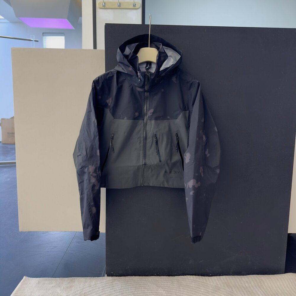 Arc'teryx Cropped Jacket Women's Black